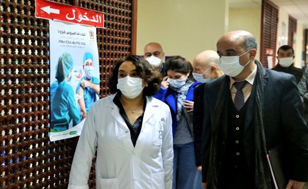 لجنة علمية تطلع على سير الحملة الوطنية للتلقيح بطنجة-تطوان-الحسيمة