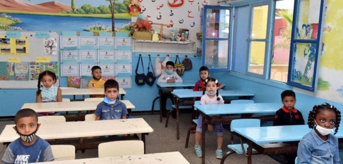وزارة التربية الوطنية توضح حقيقة توقف الدراسة بجميع الأسلاك بسبب كورونا