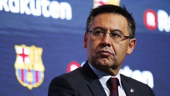 الشرطة الإسبانية تلقي القبض على “بارتوميو” رئيس برشلونة السابق