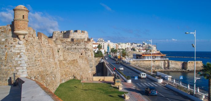 20 % من الإسبان يتوقعون عودة سبتة ومليلية إلى السيادة المغربية خلال 25 عاما