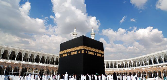 السعودية تشترط على الراغبين في أداء فريضة الحج تلقي اللقاح ضد كورونا