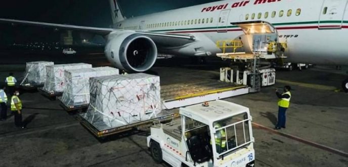 المغرب يعزز حملة التلقيح ضد “كورونا” بشحنة جديدة من لقاح “سينوفارم”