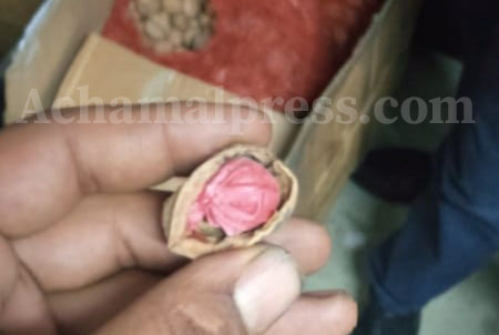 ايقاف شخص بطنجة المتوسط حاول تهريب كمية من الحشيش داخل حبات “الكركاع”