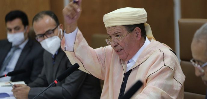 قاضي التحقيق يمنع رئيس جماعة اكزناية السابق من مغادرة البلاد