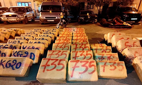 اجهاض محاولة تهريب أزيد من أربعة أطنان من “الحشيش” عبر المسالك البحرية