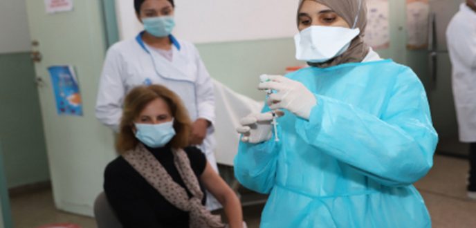 وزارة الصحة: مراكز التلقيح ستظل مفتوحة إلى غاية الثامنة مساء طيلة أيام الأسبوع