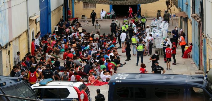 إسبانيا توافق على معالجة طلبات لجوء مهاجرين مغاربة بسبتة المحتلة