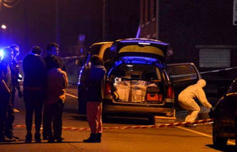 اسباني يقتل مواطنا مغربيا رميا بالرصاص بسبب العنصرية