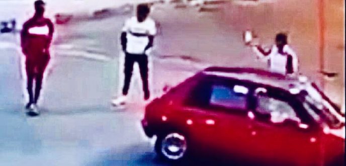 أمن طنجة يعتقل شخص أحدث فوضى بالشارع العام باستعمال السلاح الأبيض