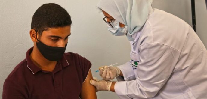 رسميا .. انطلاق عملية تلقيح أزيد من 3 ملايين تلميذ تلميذة ضد فيروس كورونا