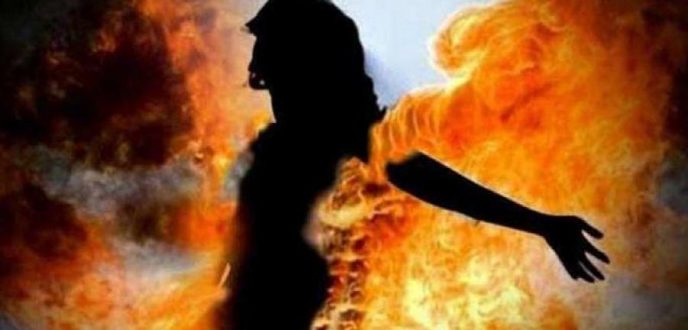 سيدة تضرم النار في جسدها قرب مقر مفوضية أمن بني مكادة بطنجة