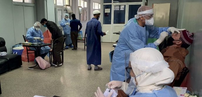 228 إصابة جديدة و16 حالة وفاة بفيروس كورونا خلال الـ 24 ساعة الماضية