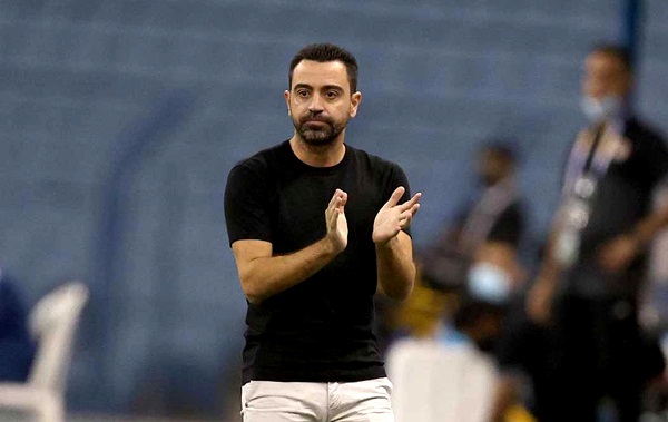 رسميا.. “تشافي هيرنانديز” مدربا جديدا لبرشلونة خلفا لكومان