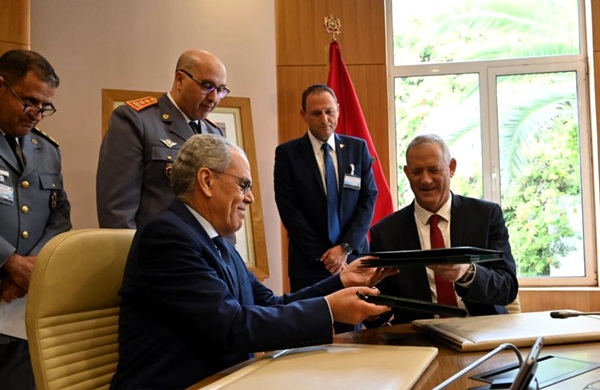 المغرب وإسرائيل يوقعان مذكرة تفاهم دفاعية تمهيداً لتعاون عسكري بين الرباط وتل أبيب
