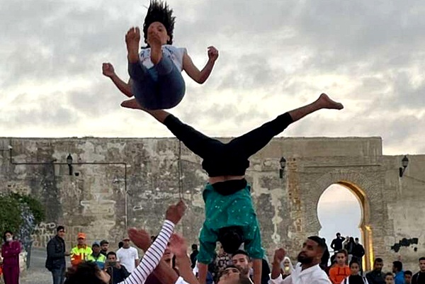 “طنجة فراجة”.. عروض ثقافية وفنية في الهواء الطلق بالساحات التاريخية للمدينة العتيقة
