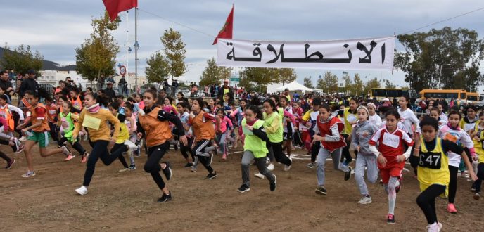 الحسيمة.. مشاركة 51 تلميذ وتلميذة في أطوار البطولة الجهوية للعدو الريفي المدرسي