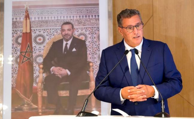 رئيس الحكومة يتعهد بتسريع أوراش ترسيم الأمازيغية