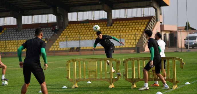 المنتخب المغربي يواصل استعداداته لمواجهة نظيره المصري
