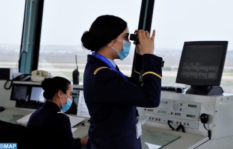 القوات الملكية الجوية.. حين يستهوي برج المراقبة العنصر النسوي