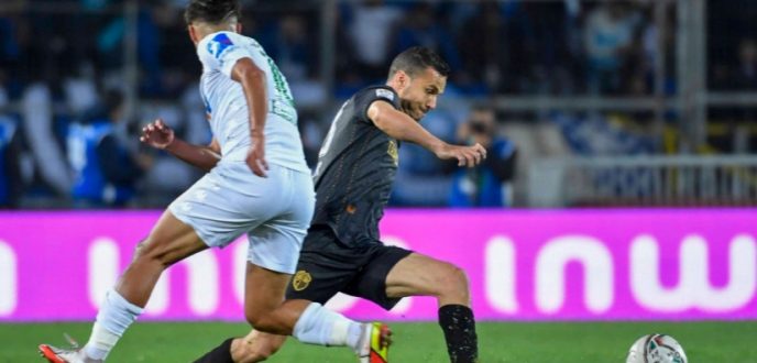 اتحاد طنجة يعود إلى سكة الانتصارات ويهزم شباب السوالم بنتيجة (2-1)