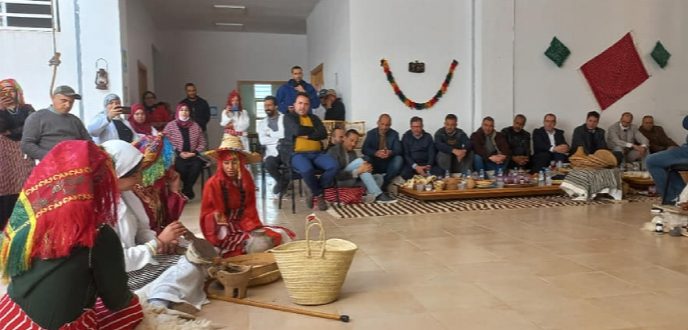معرض يسلط الضوء على غنى وتنوع روافد التراث الفني بمنطقة الريف