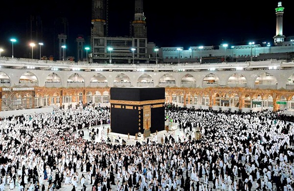 عمرة رمضان.. ارتفاع ملحوظ للأسعار ومحدودية العرض في مقاعد الطائرات