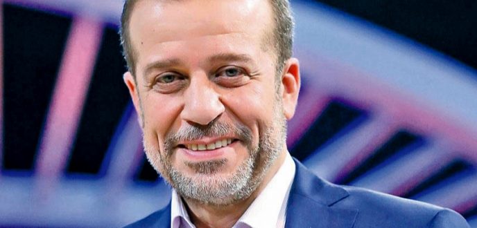 مهرجان تطوان السينمائي يختار الفنان المصري شريف منير كضيف شرف الدورة الـ27