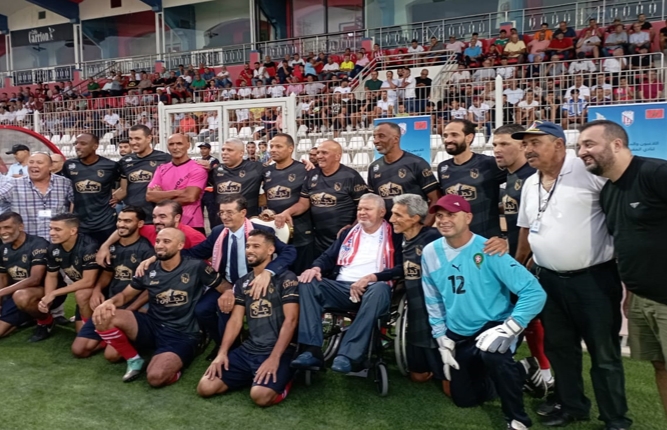 فعاليات رياضية تكرم الرئيسين السابقين للمغرب التطواني الحسين بوديح وعبد المالك أبرون