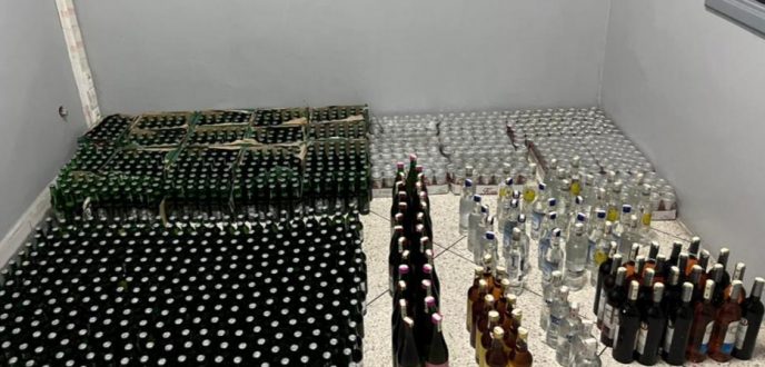 إيقاف “كراب” أغرق العرائش بالخمور المهربة