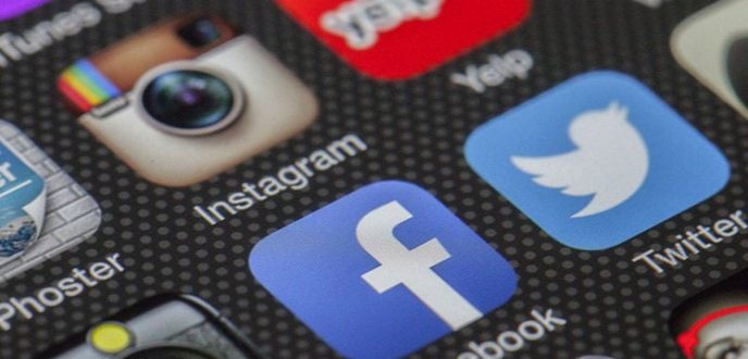 روسيا تضع “فيسبوك” و”انستغرام” على قائمة المنظمات الإرهابية