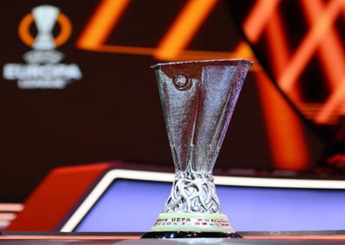 نتائج قرعة الدوري الأوروبي.. مباريات نارية وصدام قوي بين برشلونة ومانشستر يونايتد