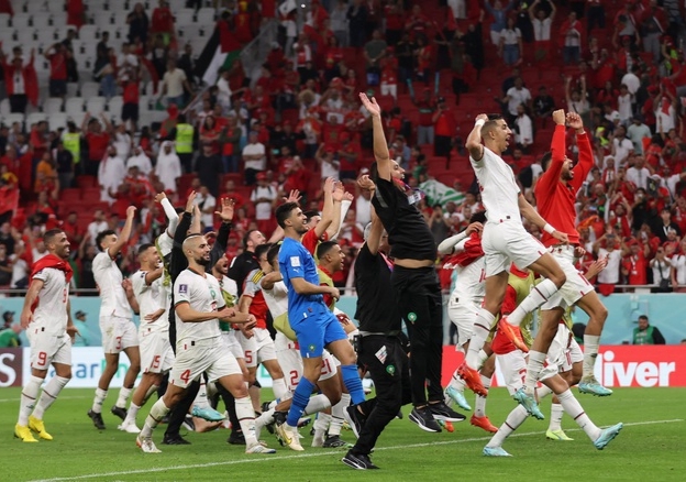 منصة “نتفليكس” العالمية تنتج فيلماً يتضمن مسيرة الأسود في “المونديال”