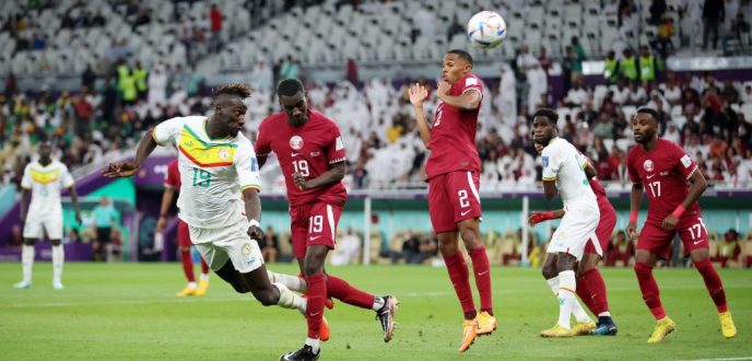 قطر على مشارف الإقصاء من المونديال بعد خسارتها أمام السنغال