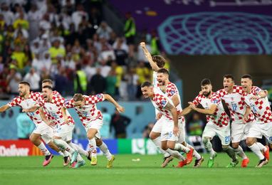 كرواتيا تقصي البرازيل بضربات الترجيح وتتأهل إلى نصف النهائي