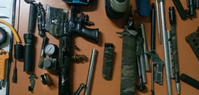 الأمن يوقف شخص لتورطه في حيازة بندقية مصنعة بطريقة تقليدية