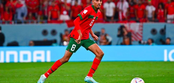 برشلونة مهتم بالتعاقد مع عز الدين أوناحي بعد أدائه المميز بالمونديال
