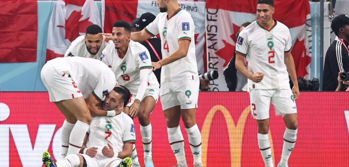المنتخب المغربي يصنع التاريخ ويعيد ذكرى 86 بالتأهل للدور الثاني من المونديال
