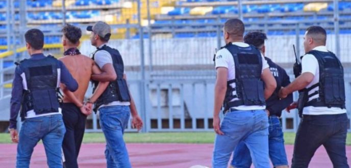 إيقاف 18 شخصا وإصابة 12 عنصرا أمنيا بسبب الشغب الرياضي بخريبكة