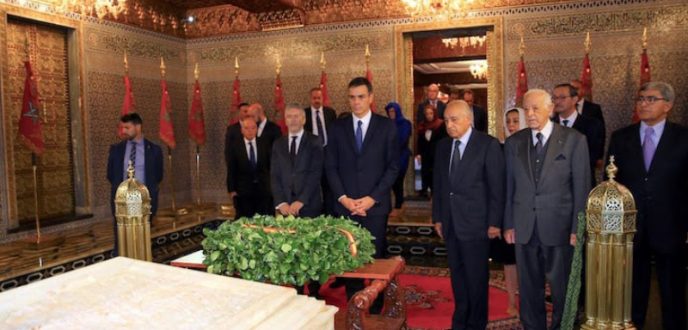 رئيس الحكومة الاسبانية بيدرو سانشيز يزور ضريح محمد الخامس