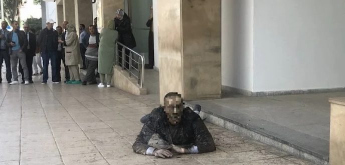 وزارة الثقافة توضح بشأن إقدام شخص على حرق نفسه أمام مقرها