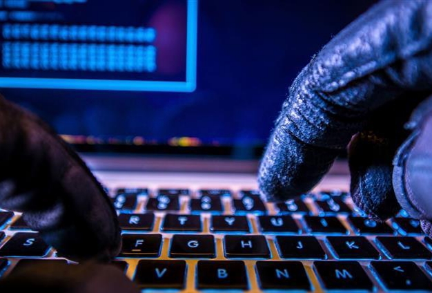 المس بأنظمة المعطيات البنكية يقود مغربيا وإيطاليا إلى الاعتقال