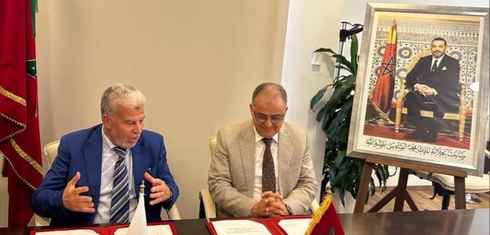 طنجة.. توقيع إتفاقية بين مدرسة الملك فهد وغرفة التجارة والصناعة والخدمات