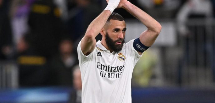 ريال مدريد يعلن رسميا رحيل كريم بنزيما بعد 14 عاما في “سانتياغو برنابيو”