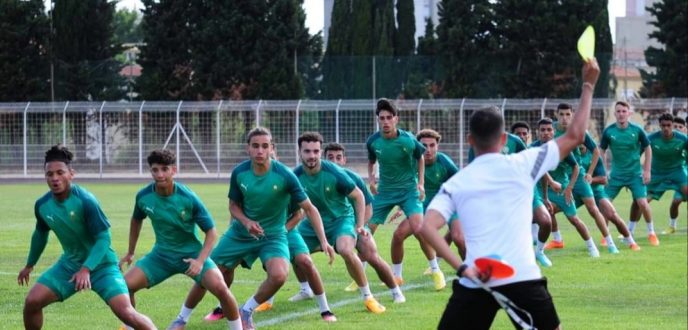 المنتخب المغربي لكرة القدم يختتم استعداده لمواجهة الرأس الأخضر