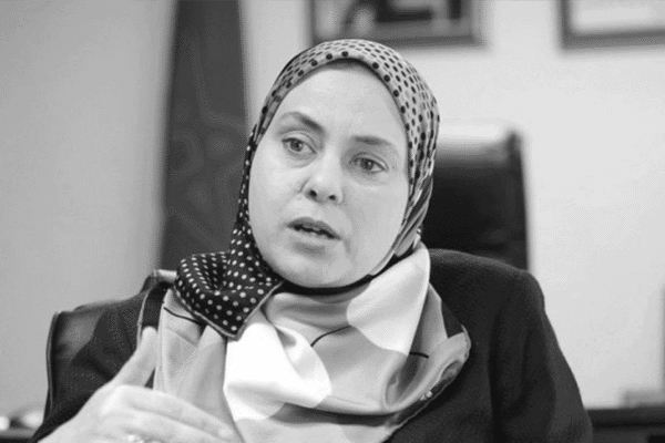 وفاة الوزيرة السابقة سمية بنخلدون بعد صراع مع المرض