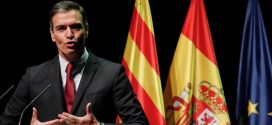 رئيس الحكومة الإسبانية يتراجع عن قرار الاستقالة ويقرر البقاء في منصبه