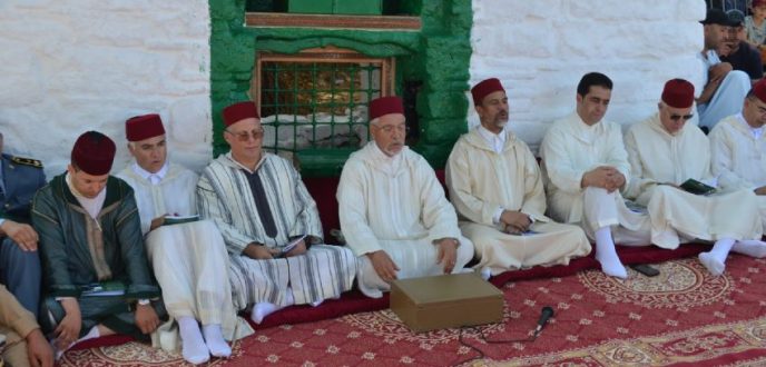 تسليم هبة ملكية بالعرائش وتطوان لمعوزين ومرضى وذوي احتياجات