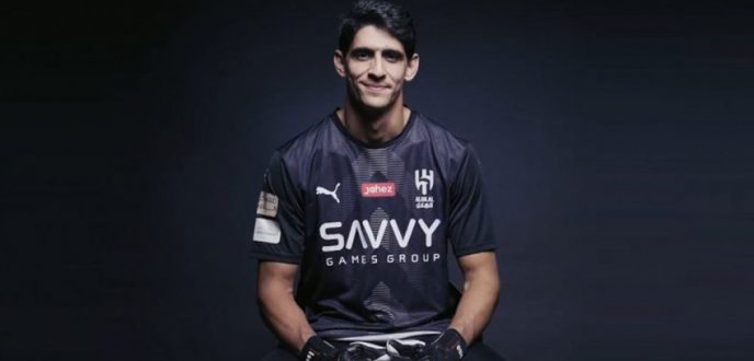 ياسين بونو يوقع رسميا مع الهلال السعودي قادما من إشبيلية الإسباني