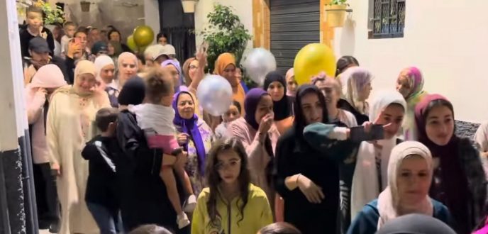طنجة تحيي ذكرى المولد النبوي باحتفالات شعبية