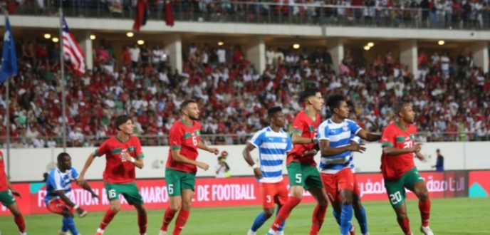 المنتخب المغربي يفوز على ليبيريا بثلاثية وينهي تصفيات “كان 2023″ في الصدارة